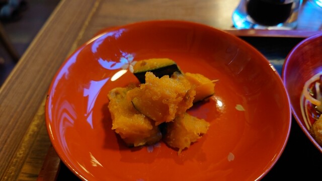 くいしん坊 - 七日町（レストラン）の写真