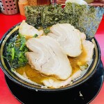 豚骨醤油ラーメン 王道家 - 