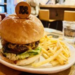 58DINER - ベーコンは一枚織り込まれて入ってます