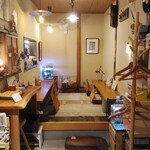 まンまや おちょキッチン - 店内（奥の座敷）