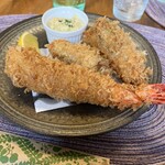 レストラン夕凪亭 - エビフライとカキフライ