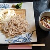 つけ汁うどん あくつ - ピリ辛肉汁(合い盛りうどん)