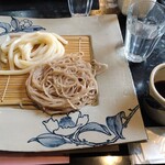 つけ汁うどん あくつ - ざる(合い盛りうどん)