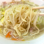 三ちゃん - タンメンの麺 