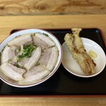 いわい製麺 - チャーシューうどんとゲソ天