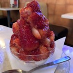 喫茶マンボ - いちごババロアハーフ