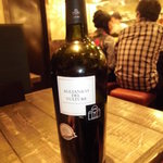 ビストロ オリーブ - 樽熟成のフルボディ赤ワイン、グラスで・・アリアニコ デル ヴルトゥレ