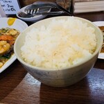 中華食堂 くろ - ライス大盛り