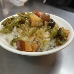 239930377 - 魯肉飯30元（150円くらい）