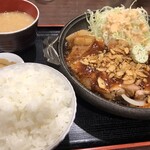 肉屋食堂 たけうち - 