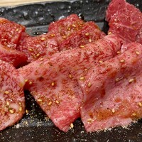 肉 希々 - 
