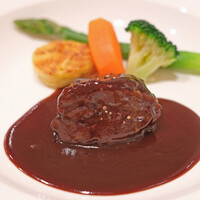 セ シュエット - ランチコース 4000円 の和牛ほほ肉の赤ワイン煮込み