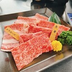 Yonezawa Gyuu Ooki Kongoukaku Sukiyaki Shabushabu Bishamon - 