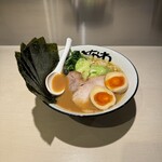 地鶏豚骨らーめん ひなわ - 