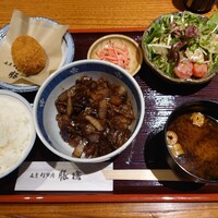 豚捨 KITTE丸の内店 - 豚捨御膳
                    
                    2750円