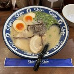 博多らーめん ShinShin KITTE博多店 - 