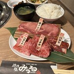 黒毛和牛まるごと一頭買い焼肉 道頓堀みつる - 