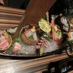 磯一 - ≪２０１４年２月≫「磯一名物、お刺身の盛り合わせ。」５人分なので豪華～＼(^o^)／　「クエ」も入れてねって我が儘を言っちゃいました～～（*’v’*）/