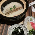 磯一 - ≪２０１４年２月≫アラカルトメニューから。天然ノド黒の土鍋飯。骨は抜いてあるので食べやすいです。食べ切れなかったのはお持ち帰りしました～♪