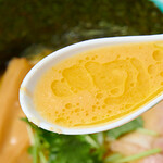 Menya Chikipota - 鶏と野菜の旨味をじっくり煮込んで濃縮したチキポタスープ