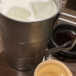 mainichihokkaidoubussantenneorobatadounannourinsuisambu - ニセコ珈琲焼酎牛乳割カフェオレ