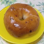 ベーグルおたべ - クランベリークリームチーズ