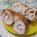 ベーグルおたべ - クランベリークリームチーズ