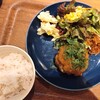 カフェ オットー モモチハマ
