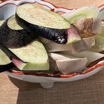 鳥焼き 鬼つね - 野菜盛り