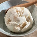 鳥焼き 鬼つね - デザートはアイスクリーム