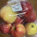 八紘学園 農産物直売所 - 【2023年09月】りんご（さんさ）。