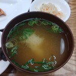 幸楽食堂 - お味噌汁 (豆腐・わかめ)
