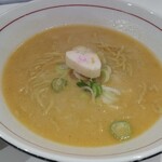 やさしい、とんこつ 麺 かまくら  - 