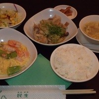 廣東料理 民生 ヒルトンプラザウエスト店 - 海老とトマトのふんわり玉子炒めランチ 1,000円