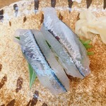 Duborazushi - サヨリのお寿司