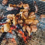 ろばたやき山ろく - 焼き焼き〜♪