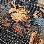 ろばたやき山ろく - 鶏皮♪