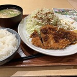 Tonraku - トンカツ定食です♪