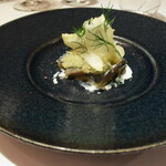 リストランテ カノフィーロ - ニシンのクルード　フィノッキオとアンディーブ