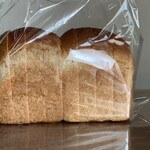 ぱんや Passo - 全粒粉ブレッド（¥380）