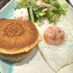 Dora cafe 三幸 - 