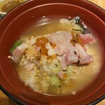 魚吟酒場 - 賄い飯　出汁かけ