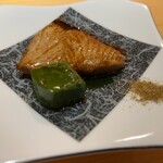 鮨徳 - 桜ぶりの照り焼きとよもぎ麩