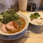 十三代目 麺家 よし川 - 