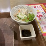 グランドステーキ - 野菜サラダと海苔佃煮