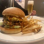 Steak House GARAGE - 