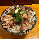 豚骨らーめん れん - あぶりチャーシュー丼 300円