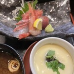 魚房 - お刺身　甘エビ　ブリ　マグロ　茶碗蒸し