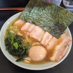 横浜ラーメン 一心 - バラチャーシュー麺