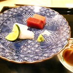 澤田 - 鮪赤身、中トロ　アオリイカ